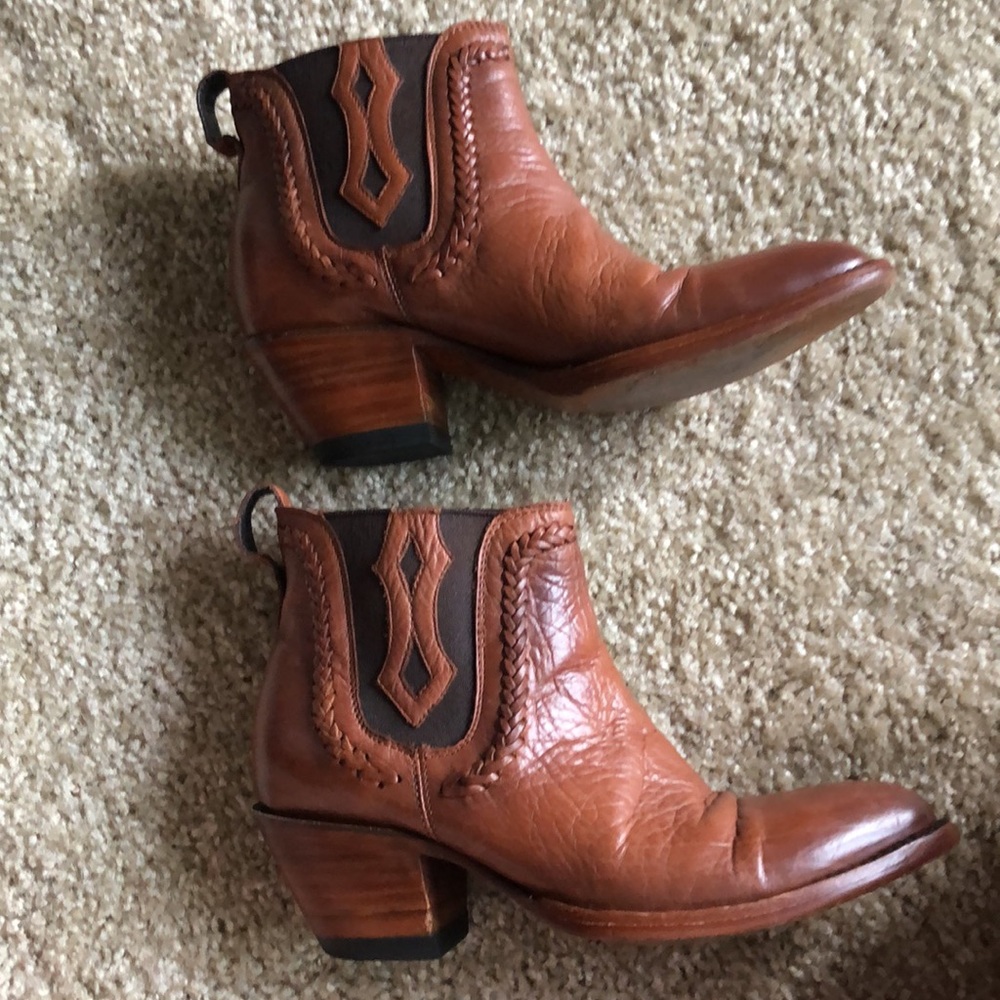 Allen’s Booties - Picture 3 of 7
